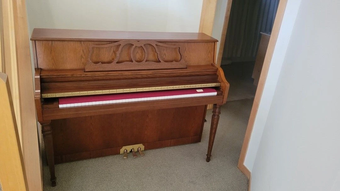 Pianos